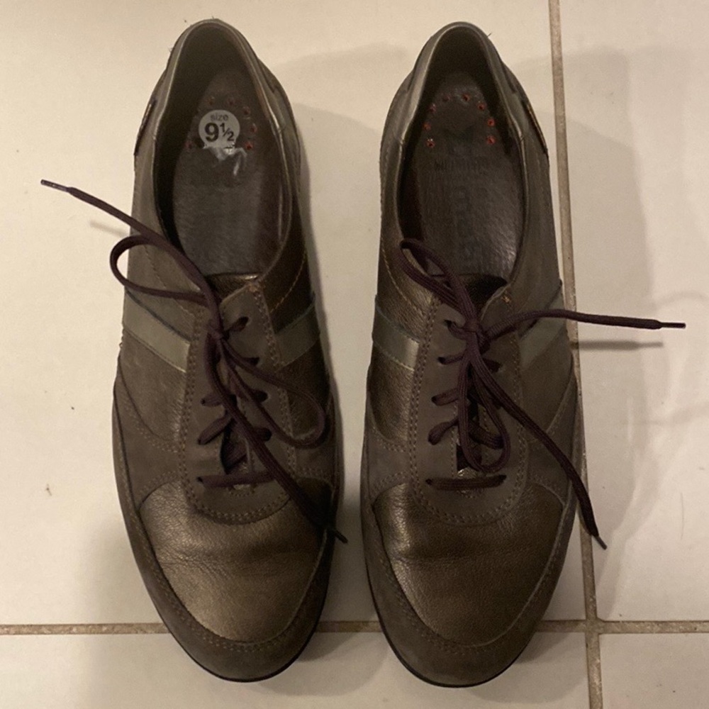 Mephisto Mobils 9.5 Sneakers